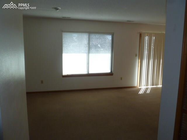 4693 Barnes Road Colorado Springs, CO 80917 - Photo 3 of 10