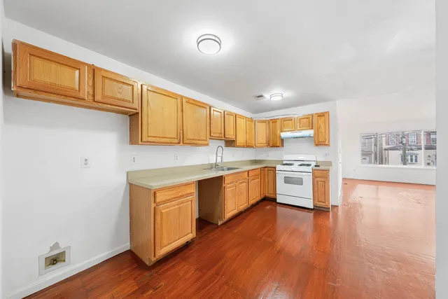$2,500 | 53 South Second Street, Unit 1, Elizabeth, NJ 07206
