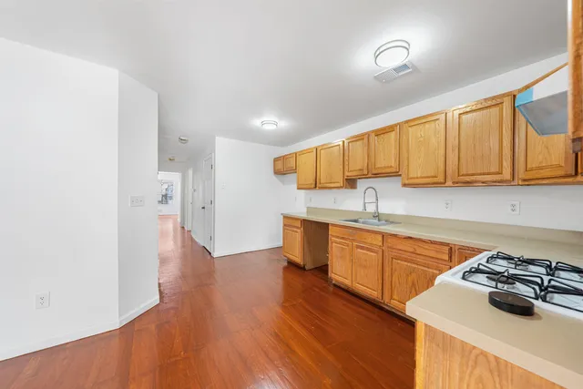 $2,500 | 53 South Second Street, Unit 1, Elizabeth, NJ 07206