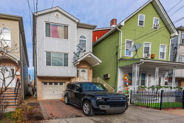 $2,500 | 53 South Second Street, Unit 1, Elizabeth, NJ 07206