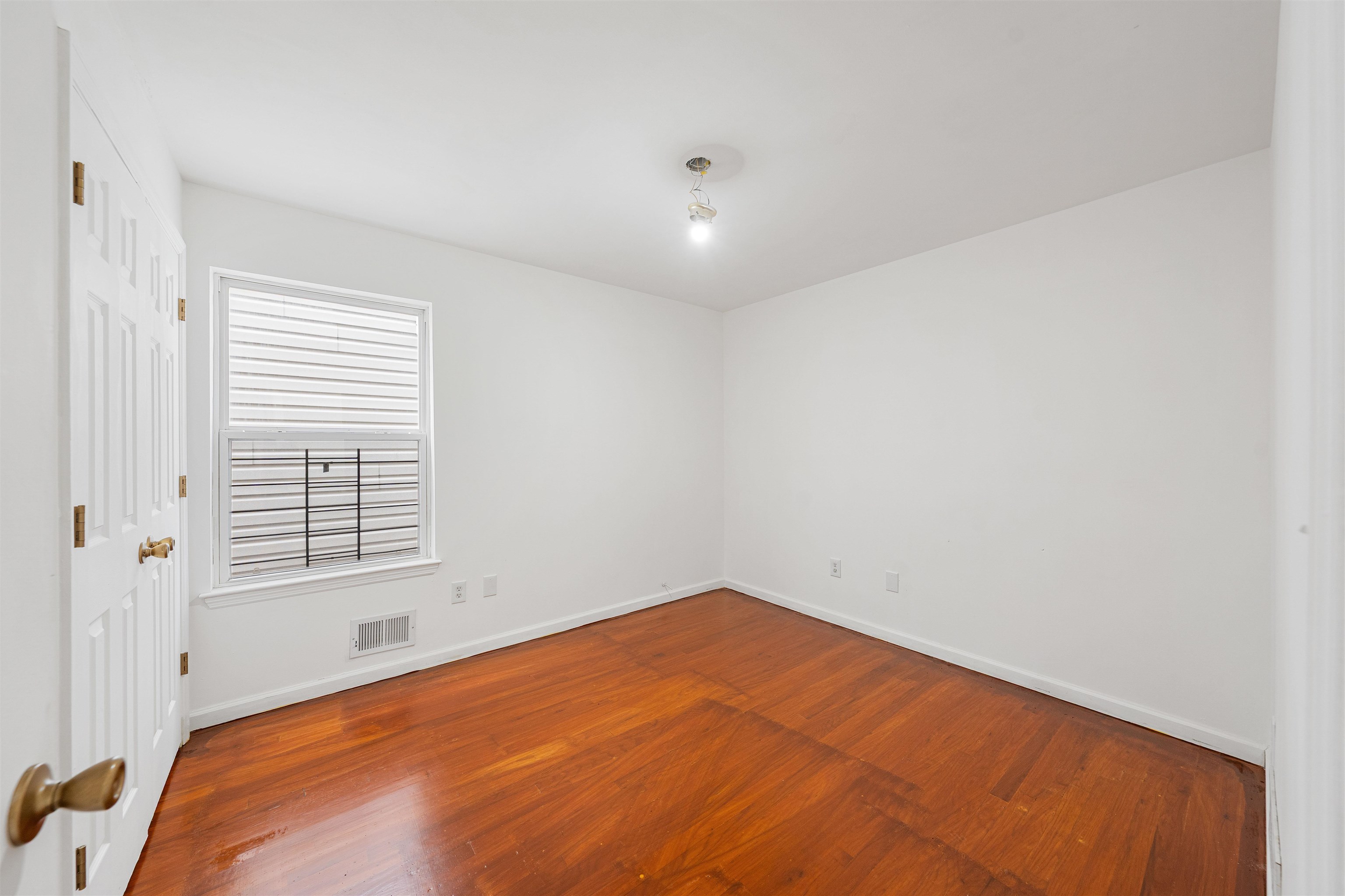 53 South Second Street, Unit 1 Elizabeth, NJ 07206 - Photo 7 of 16