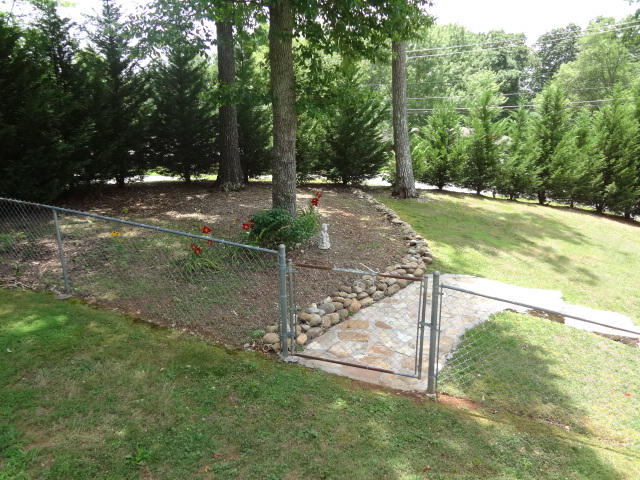 4800 Ridgedale Road Knoxville, TN 37921 - Photo 25 of 29 DSC00461