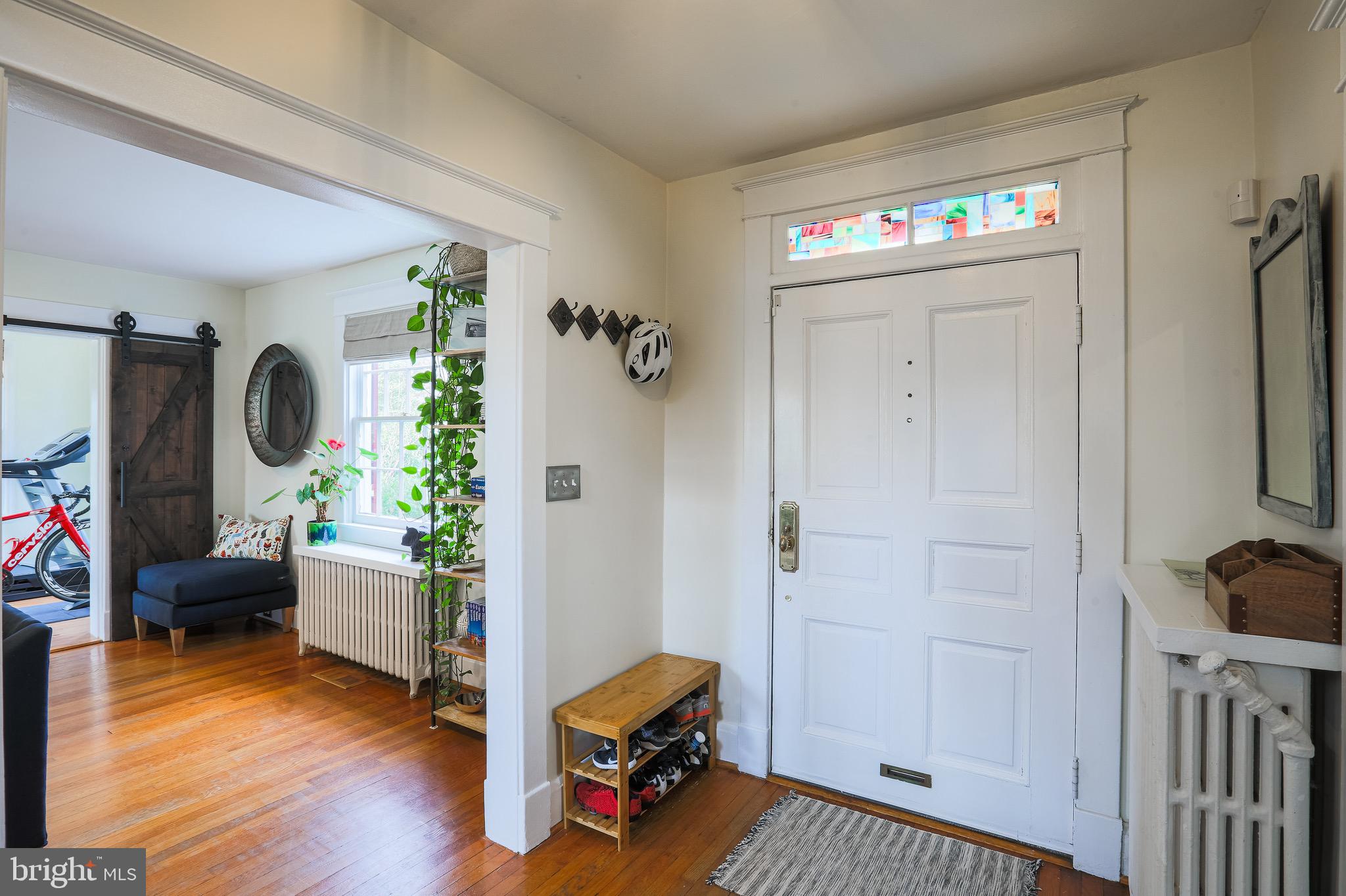 307 Thornhill Road Baltimore, MD 21212 - Photo 3 of 54