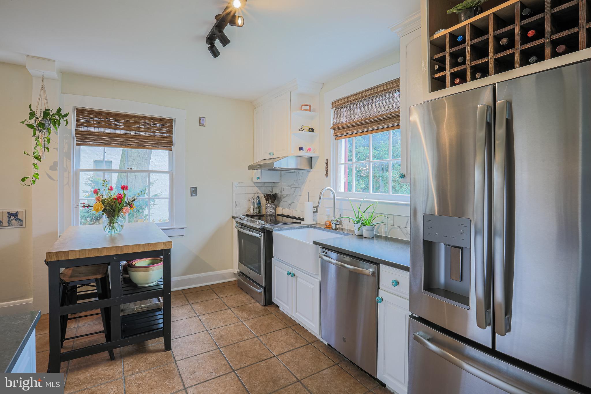 307 Thornhill Road Baltimore, MD 21212 - Photo 23 of 54