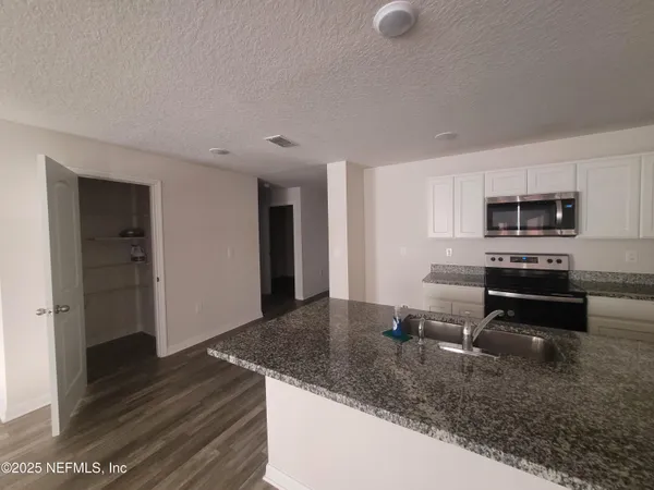 $265,000 | 256 River Hill, Welaka, FL 32193