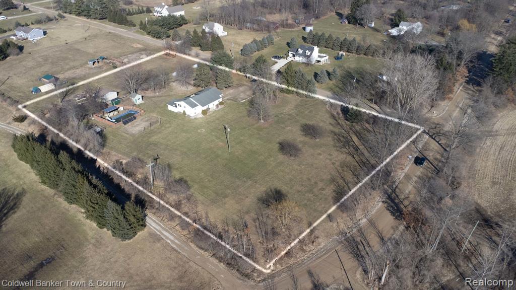 6525 Bergin Road Howell, MI 48843 - Photo 48 of 48 Gallery Image 48