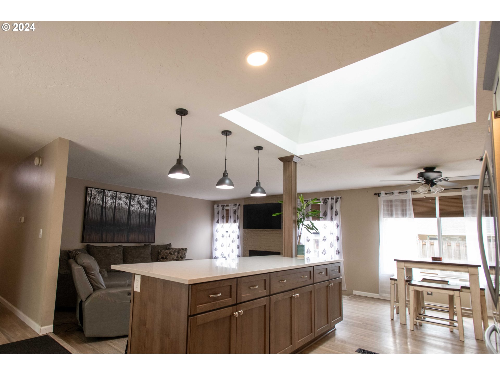 20512 Southwest Lyon Court Beaverton, OR 97078 - Photo 8 of 28