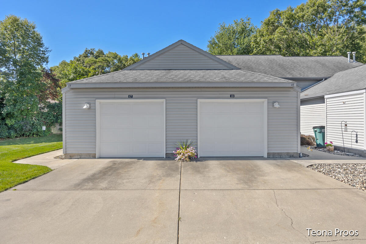 1295 Whitehall Road, Unit 17 Muskegon, MI 49445 - Photo 1 of 16 Front of the condo
