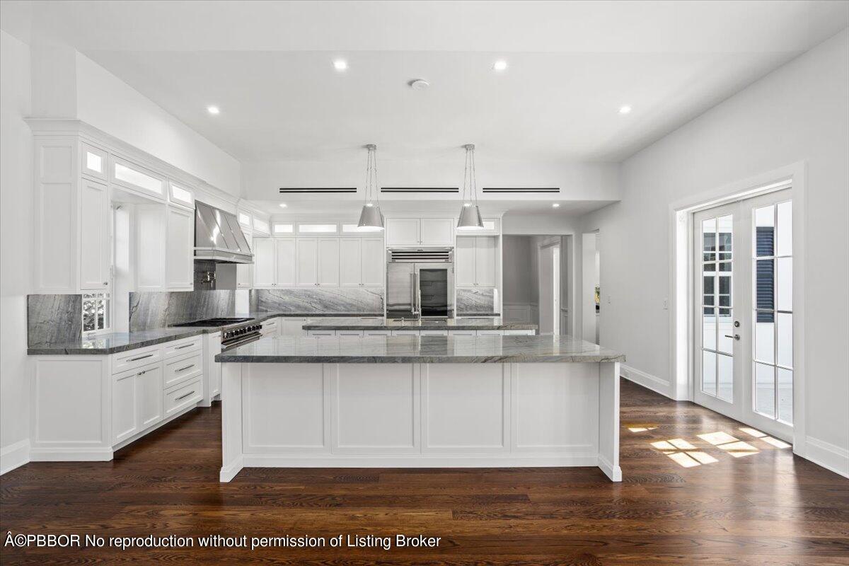 130 Algoma Road Palm Beach, FL 33480 - Photo 25 of 64 Kitchen