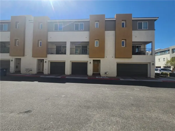 $2,000 | 3783 Enchanted Sky Street, Las Vegas, NV 89129