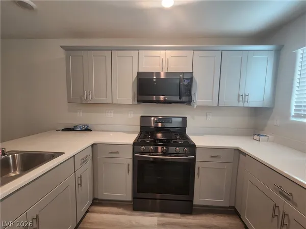 $2,000 | 3783 Enchanted Sky Street, Las Vegas, NV 89129