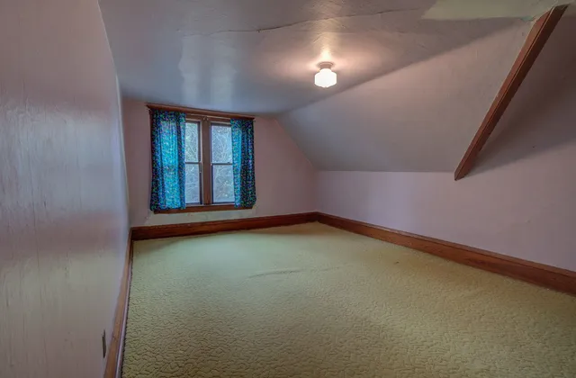 a picture of a wall with a white wall and a picture