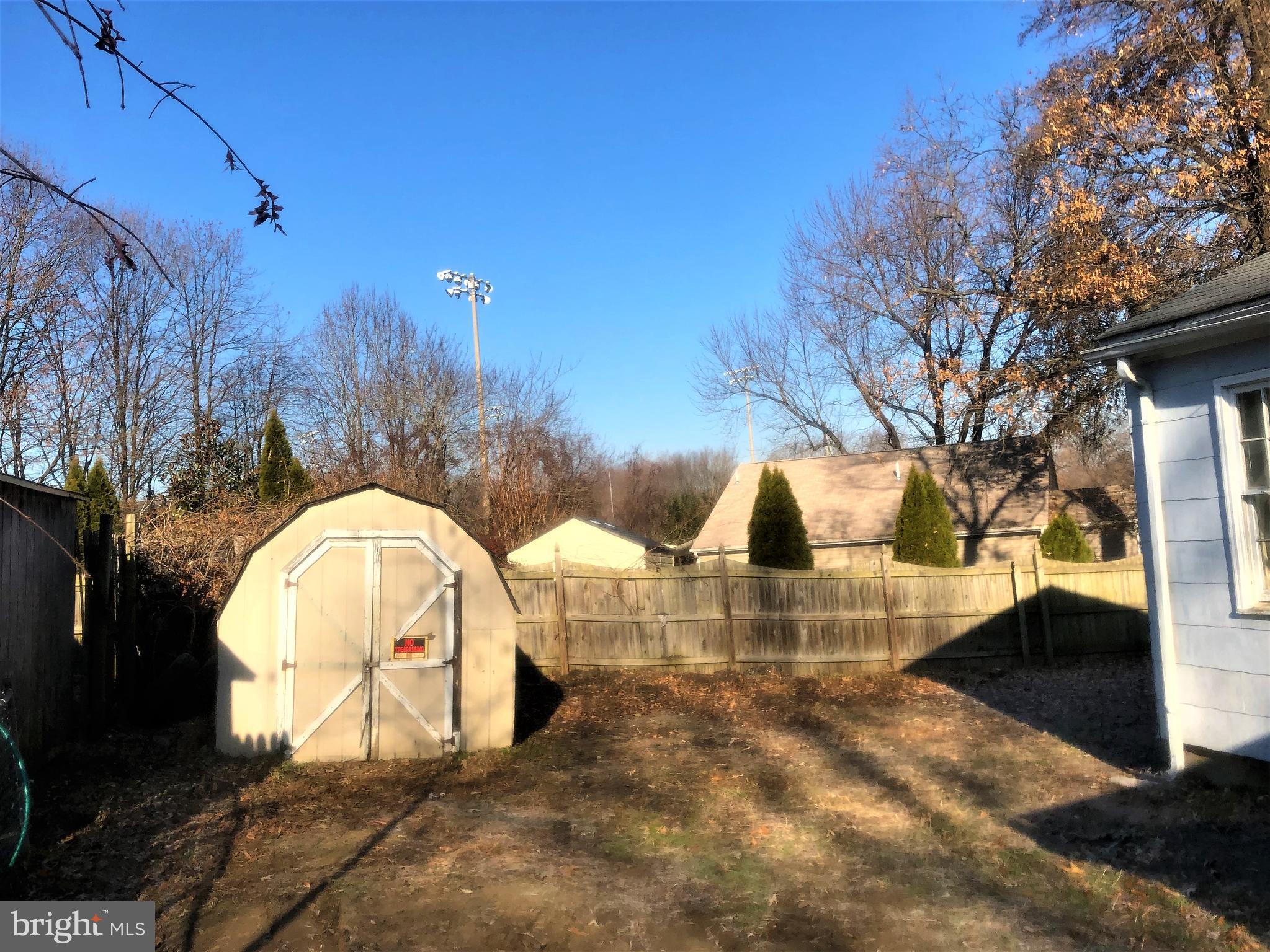 312 Oakwood Road Edgewater, MD 21037 - Photo 6 of 40 2 Sheds on Property
