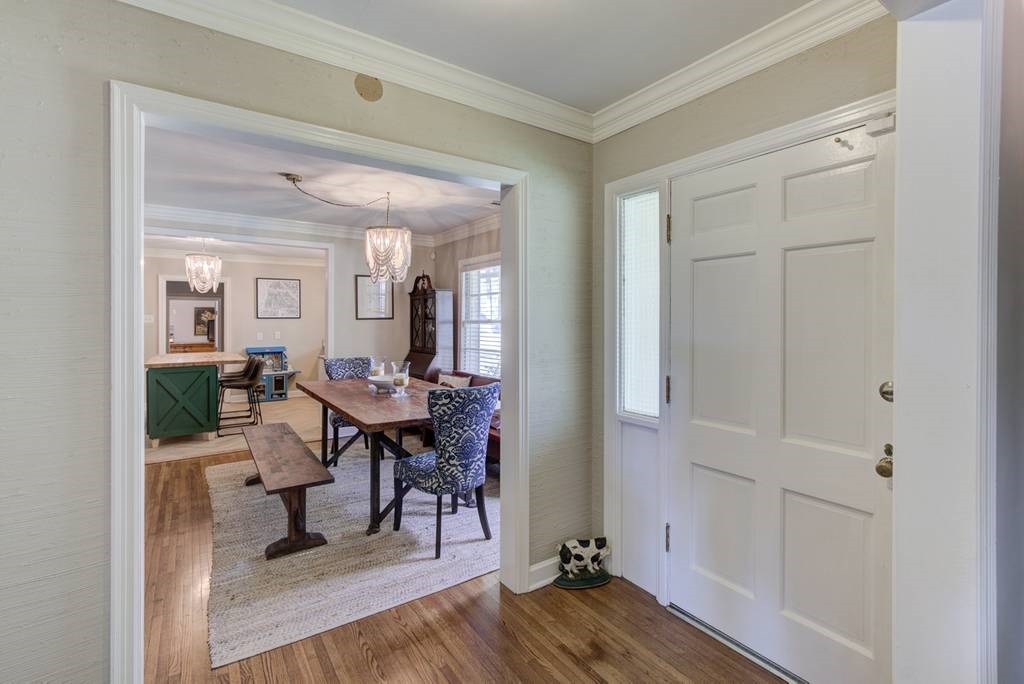 4919 Barfield Road Memphis, TN 38117 - Photo 6 of 25