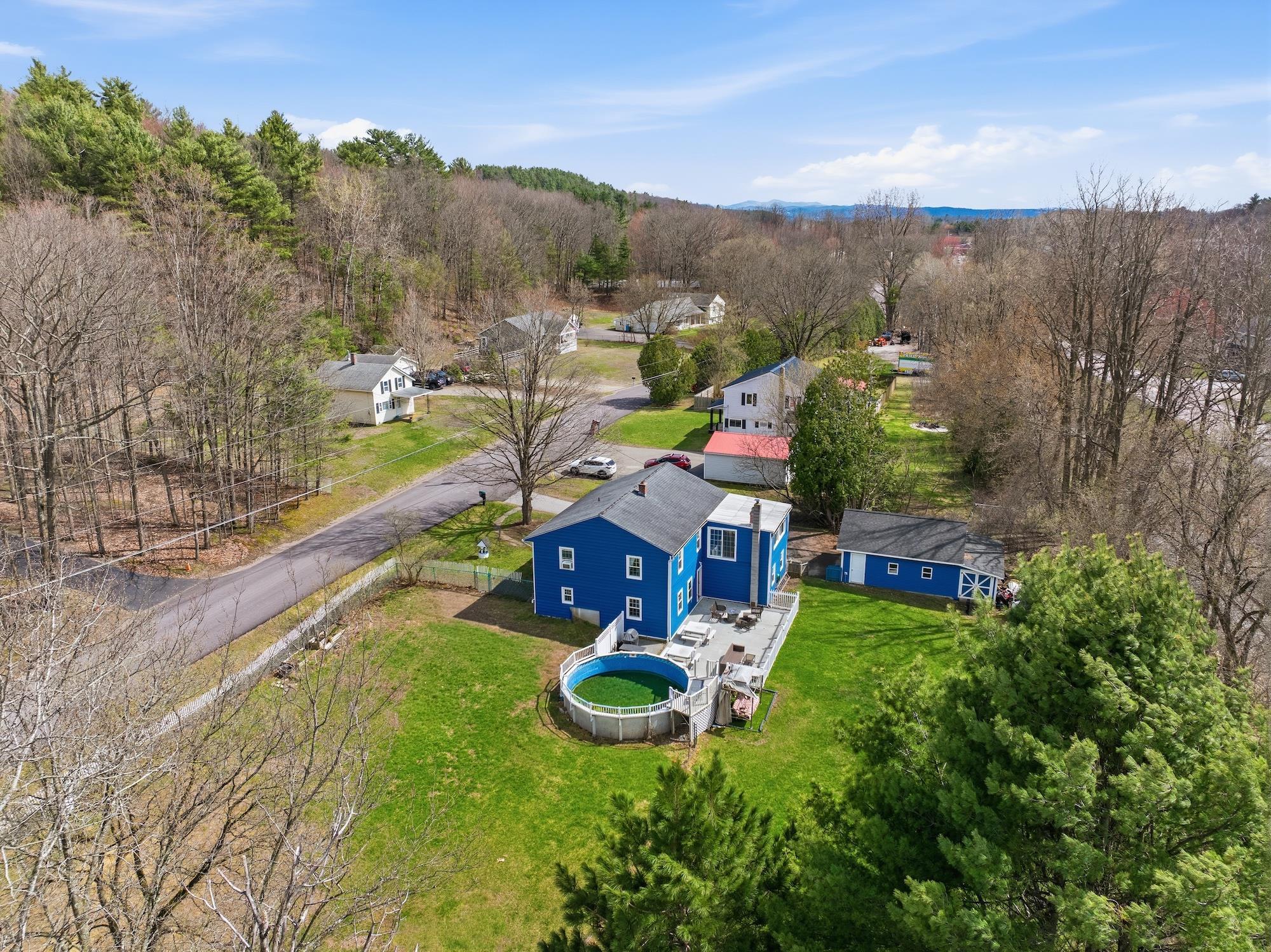 32 Gentes Road Essex Junction, VT 05452 - Photo 4 of 47