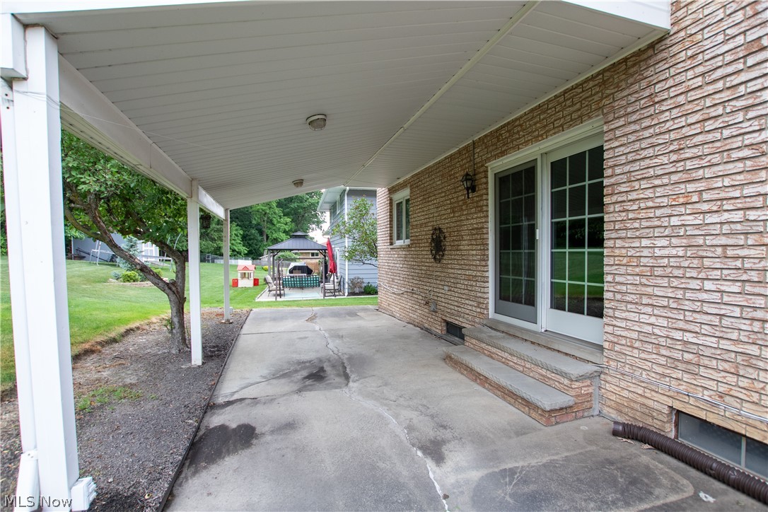 6013 Rousseau Drive Parma, OH 44129 - Photo 41 of 50 View of patio