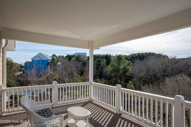 $2,200,000 | 205 Aberlady Bay, Emerald Isle, NC 28594
