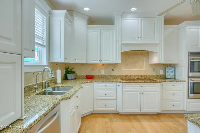 $2,200,000 | 205 Aberlady Bay, Emerald Isle, NC 28594