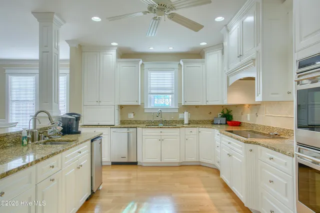 $2,200,000 | 205 Aberlady Bay, Emerald Isle, NC 28594