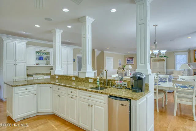 $2,200,000 | 205 Aberlady Bay, Emerald Isle, NC 28594