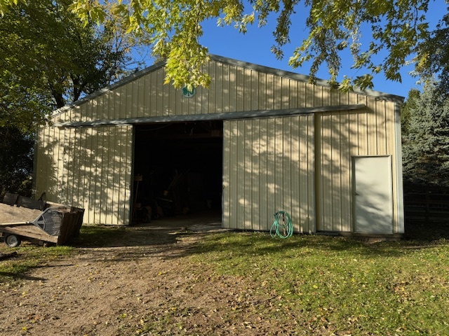 1407 Miller Road McHenry, IL 60051 - Photo 4 of 22 Gallery Image 4