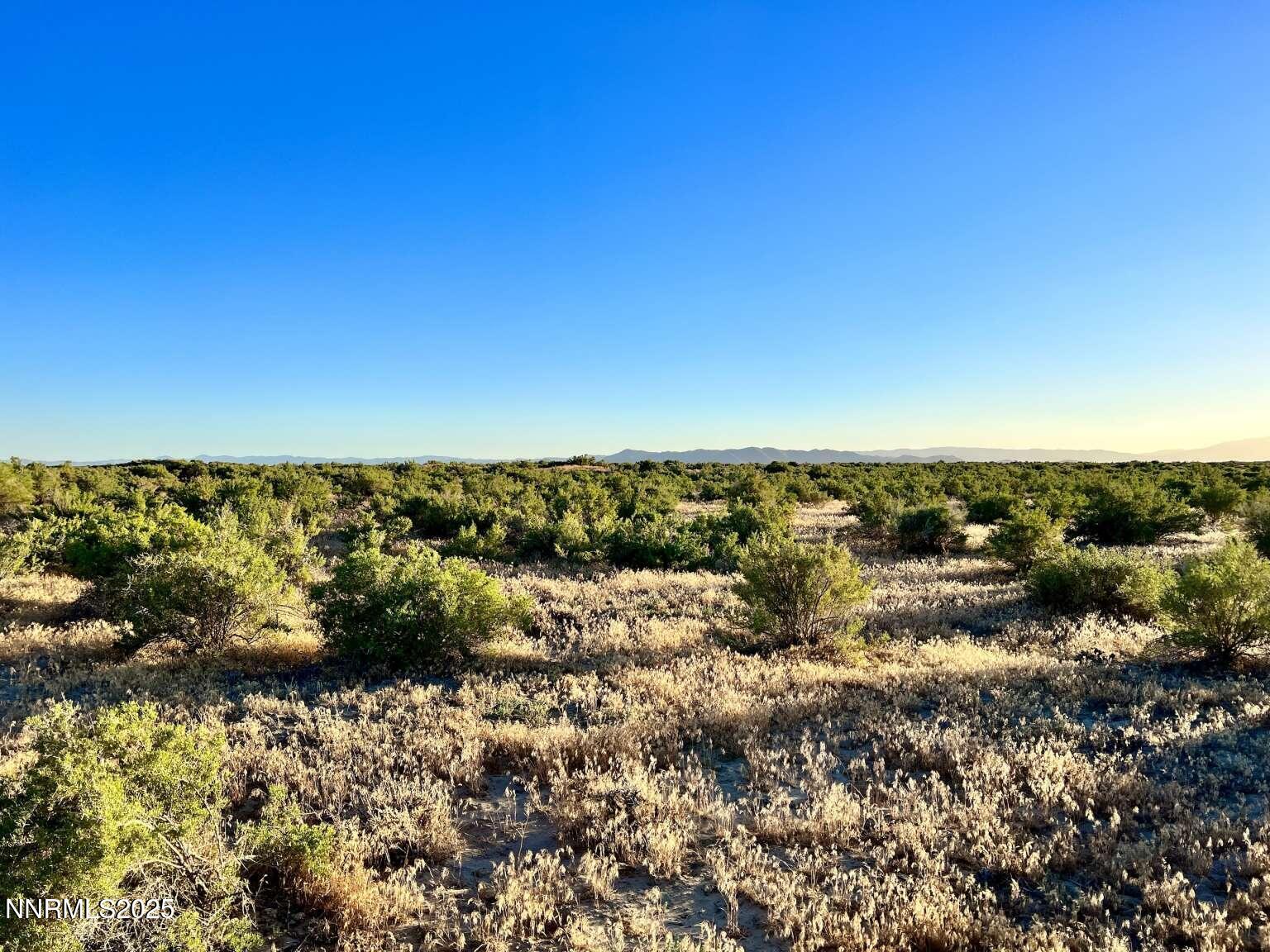 10 Valhalla Road Winnemucca, NV 89445 - Photo 22 of 35 a view of an ocean