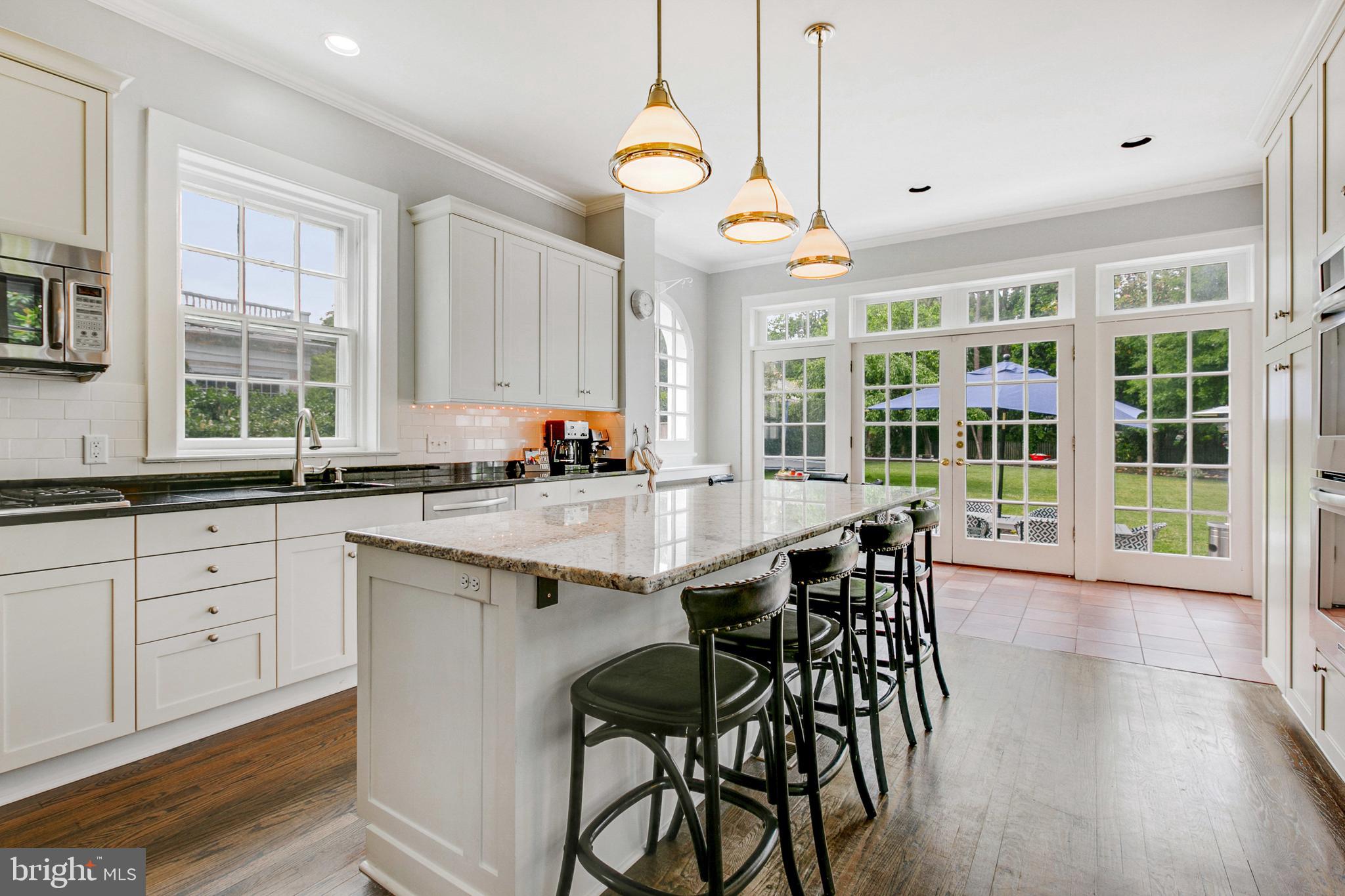 101 Ridgewood Road Baltimore, MD 21210 - Photo 20 of 74