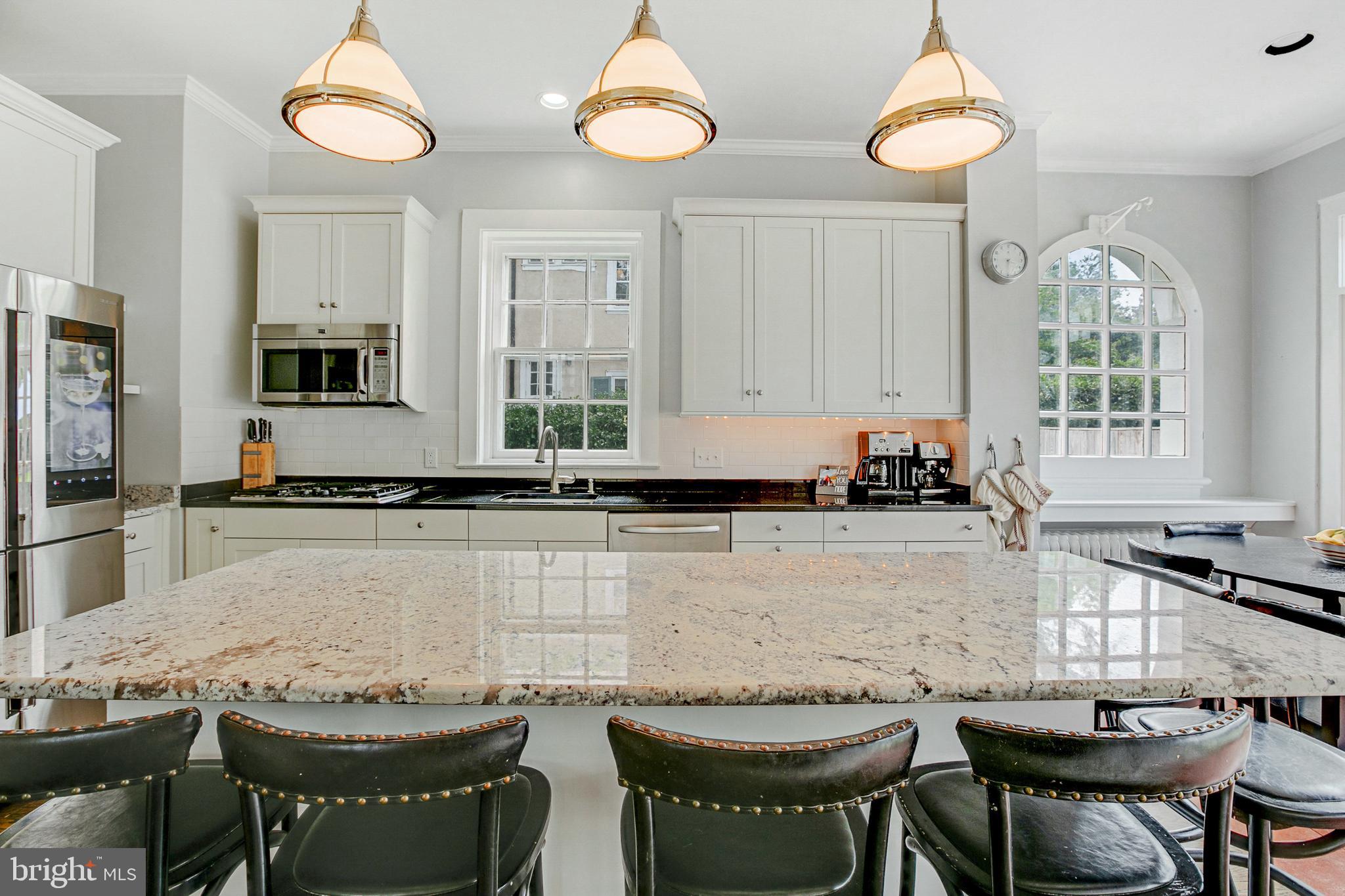 101 Ridgewood Road Baltimore, MD 21210 - Photo 22 of 74