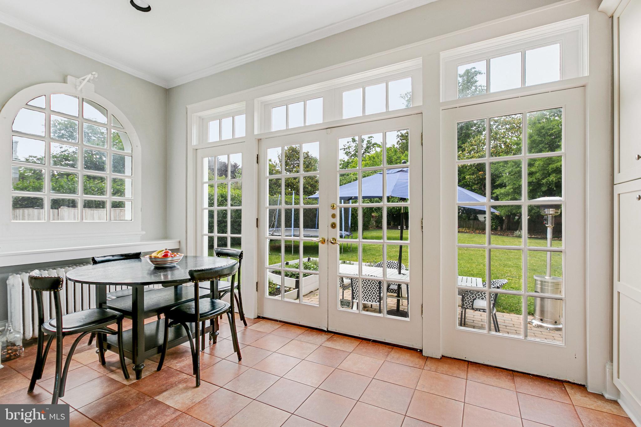 101 Ridgewood Road Baltimore, MD 21210 - Photo 25 of 74