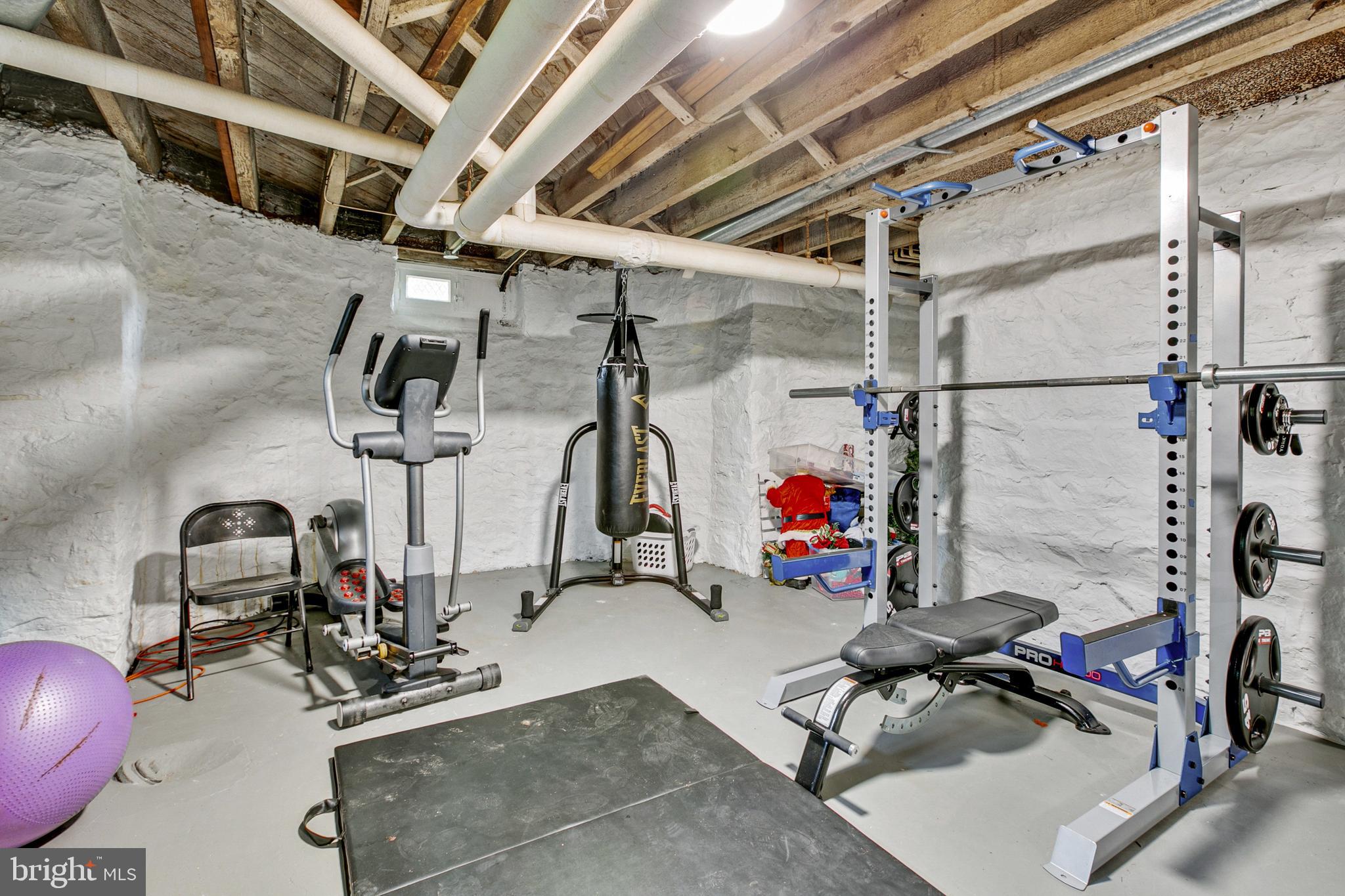 101 Ridgewood Road Baltimore, MD 21210 - Photo 67 of 74