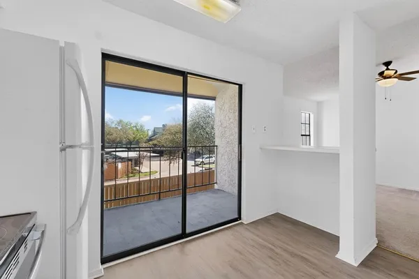 $1,100 | 4748 Old Bent Tree Lane, Unit 808, Dallas, TX 75287