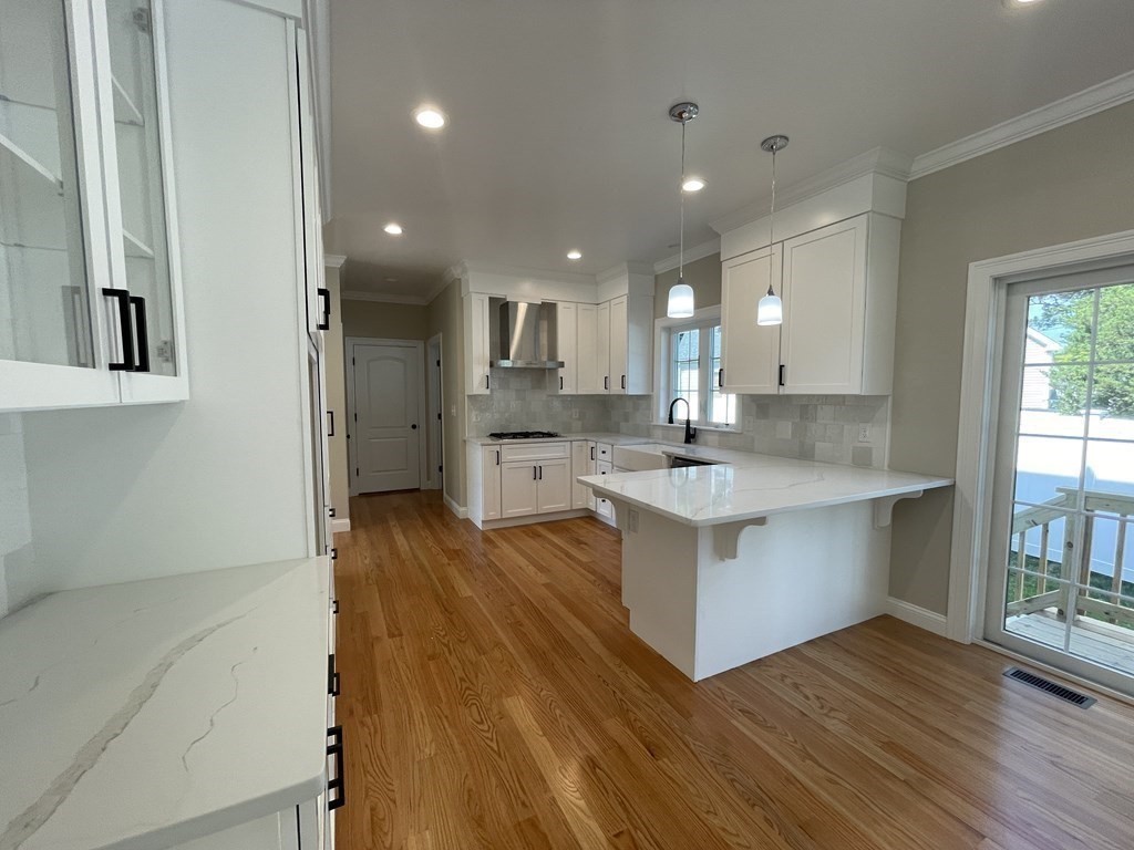 24 Emily Road Framingham, MA 01701 - Photo 2 of 13 Gallery Image 2