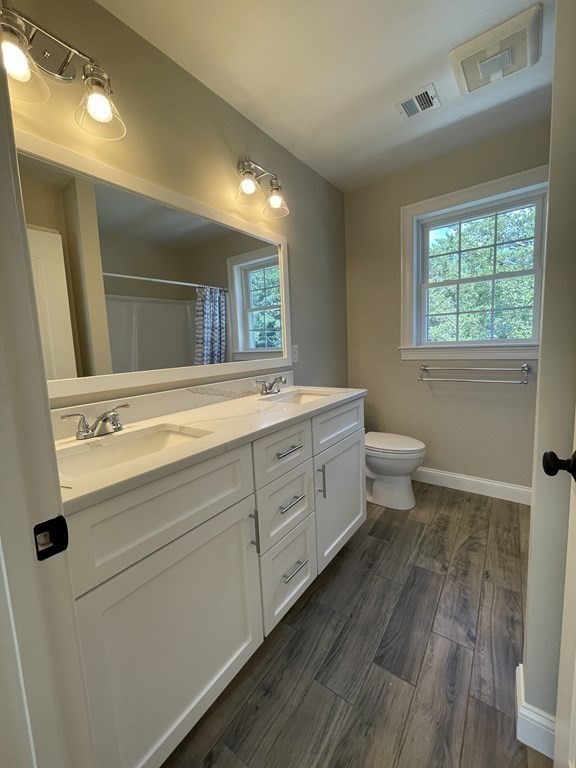 24 Emily Road Framingham, MA 01701 - Photo 4 of 13 Gallery Image 4