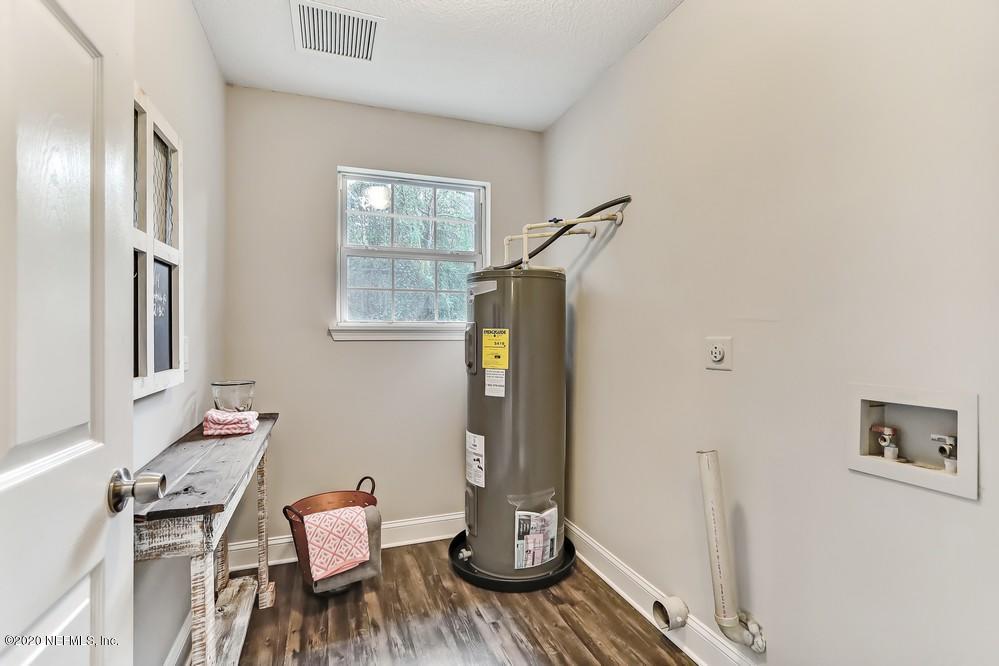 4817 Diamondhead Road Middleburg, FL 32068 - Photo 19 of 32 Rave Home Staging Jacksonville (16) Web