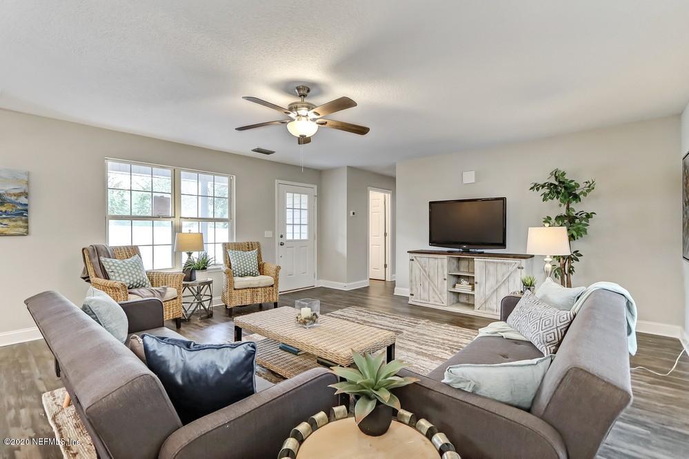 4817 Diamondhead Road Middleburg, FL 32068 - Photo 8 of 32 Rave Home Staging Jacksonville (5) Web