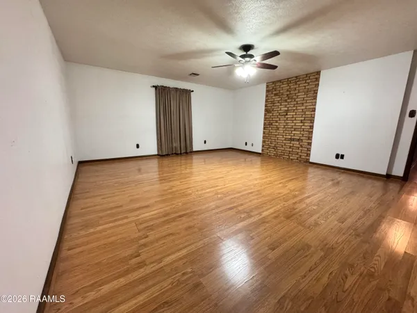 $230,000 | 403 Resweber Street, St. Martinville, LA 70582
