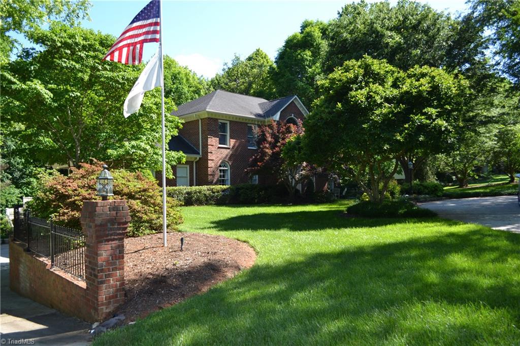7012 May Lake Road Clemmons, NC 27012 - Photo 2 of 29 Gallery Image 2