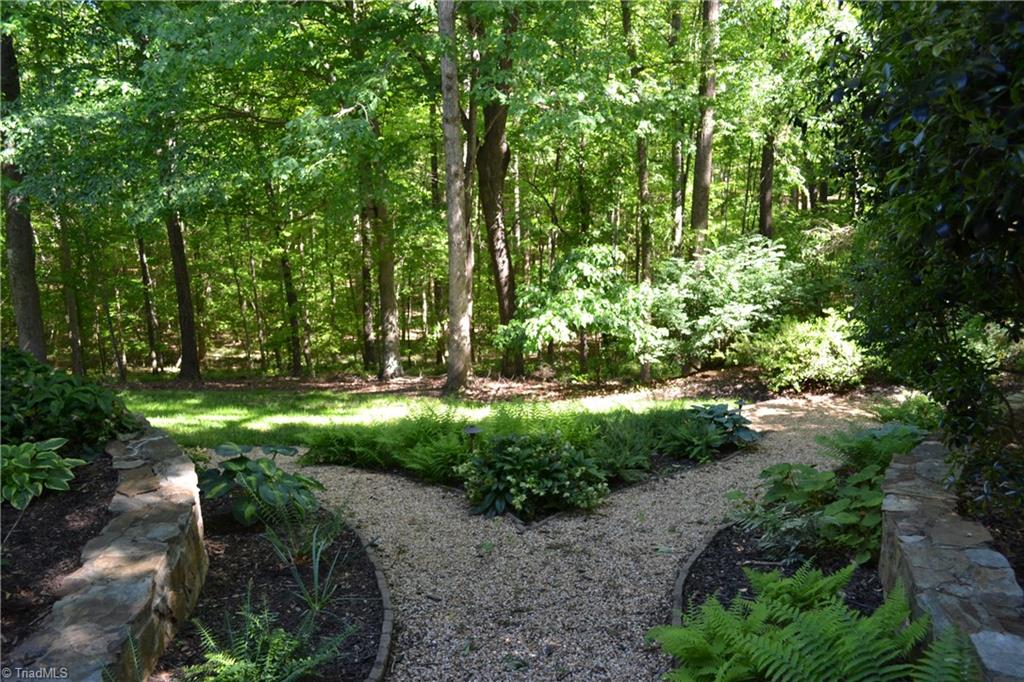 7012 May Lake Road Clemmons, NC 27012 - Photo 7 of 29 Gallery Image 7