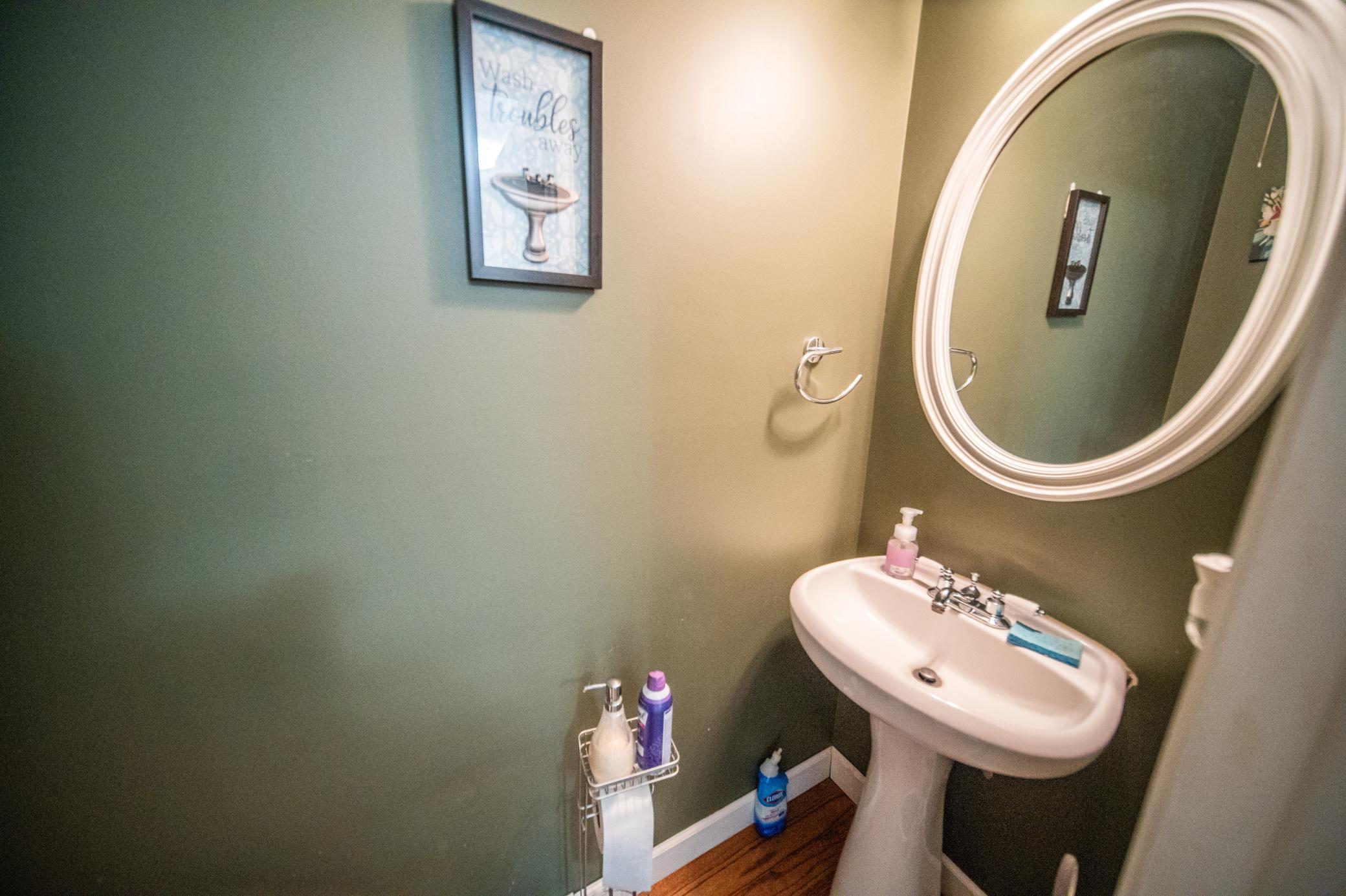 907 40th Street Northwest Rochester, MN 55901 - Photo 17 of 57