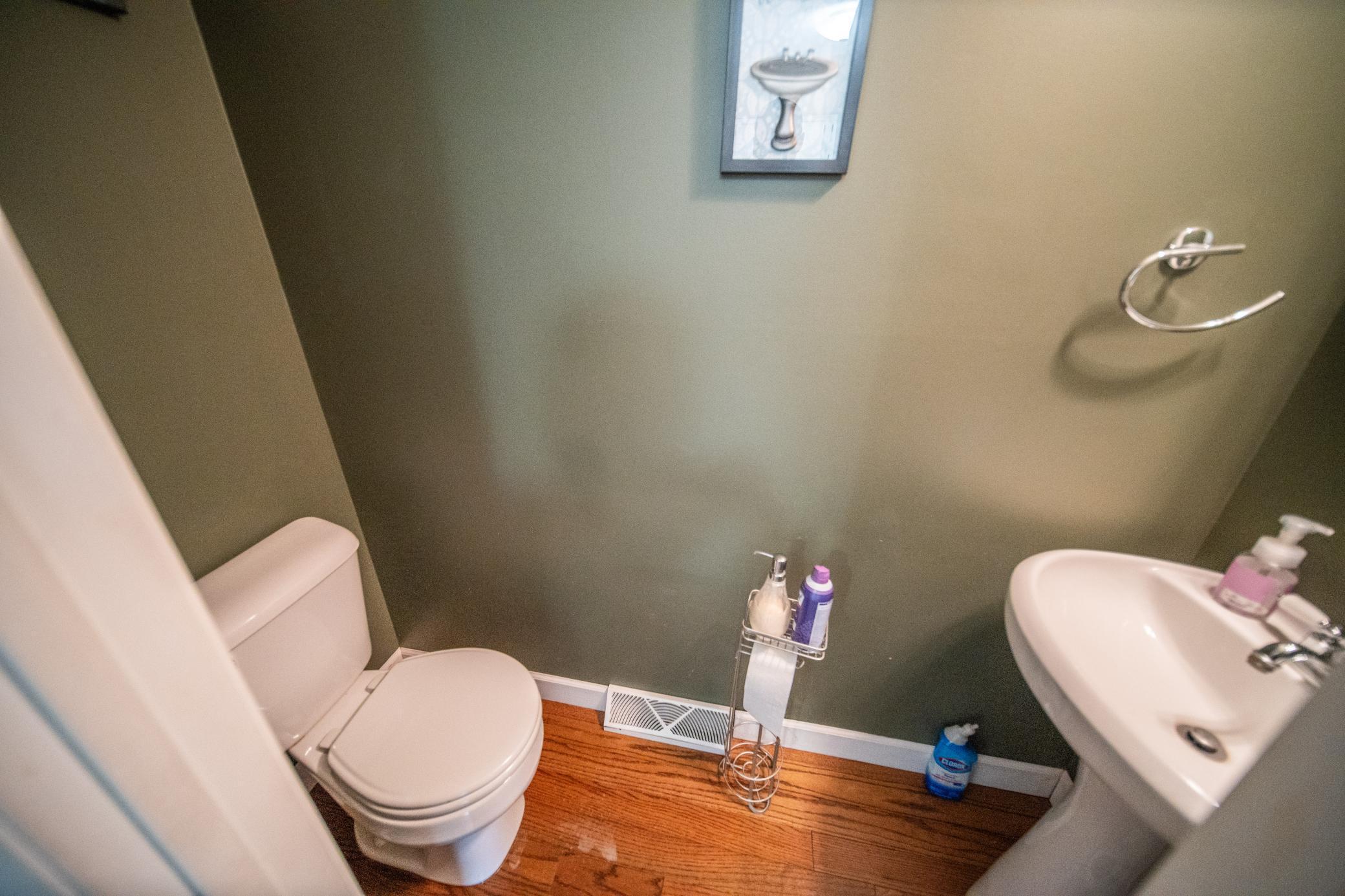 907 40th Street Northwest Rochester, MN 55901 - Photo 18 of 57