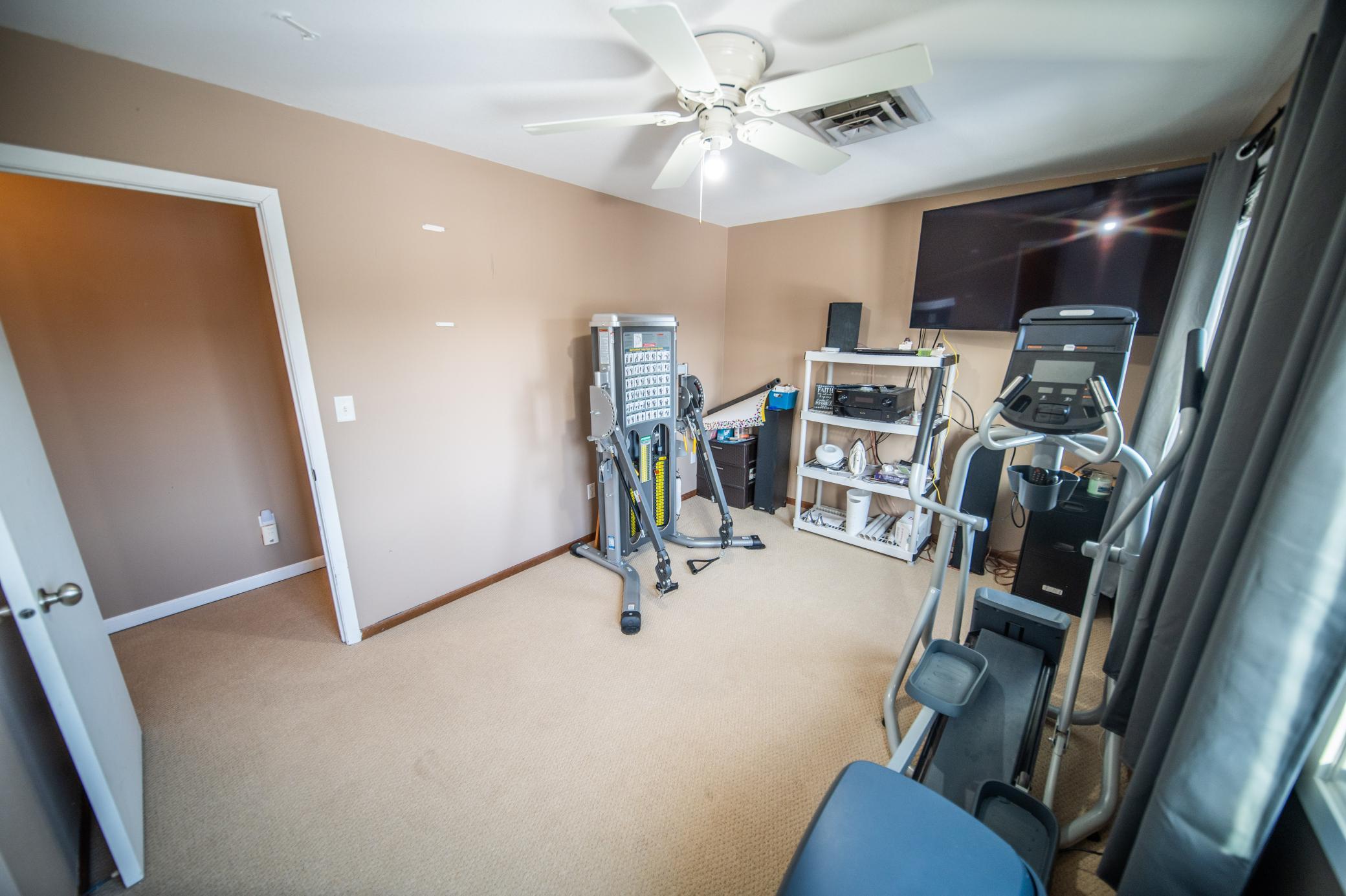 907 40th Street Northwest Rochester, MN 55901 - Photo 20 of 57