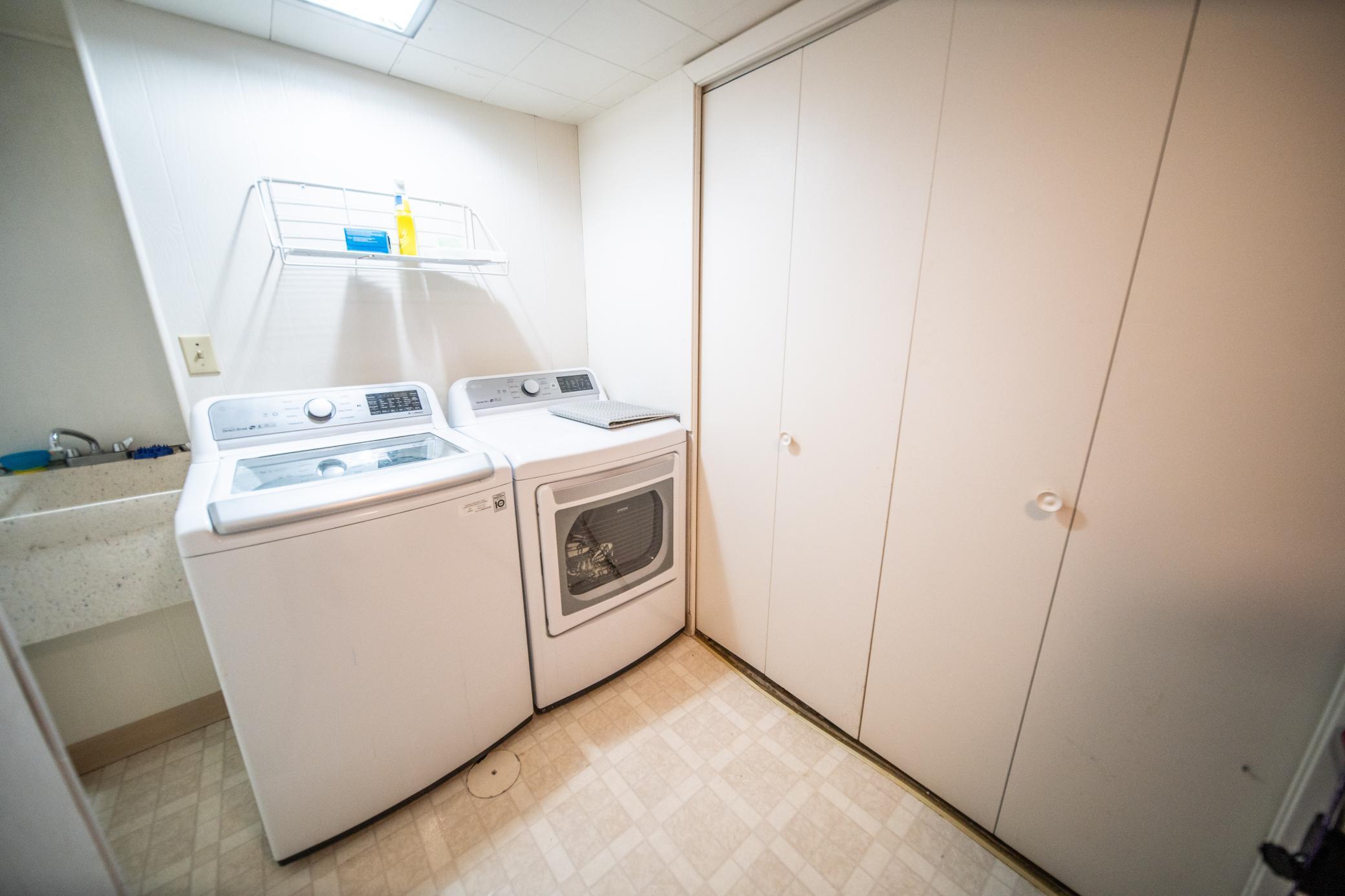 907 40th Street Northwest Rochester, MN 55901 - Photo 29 of 57