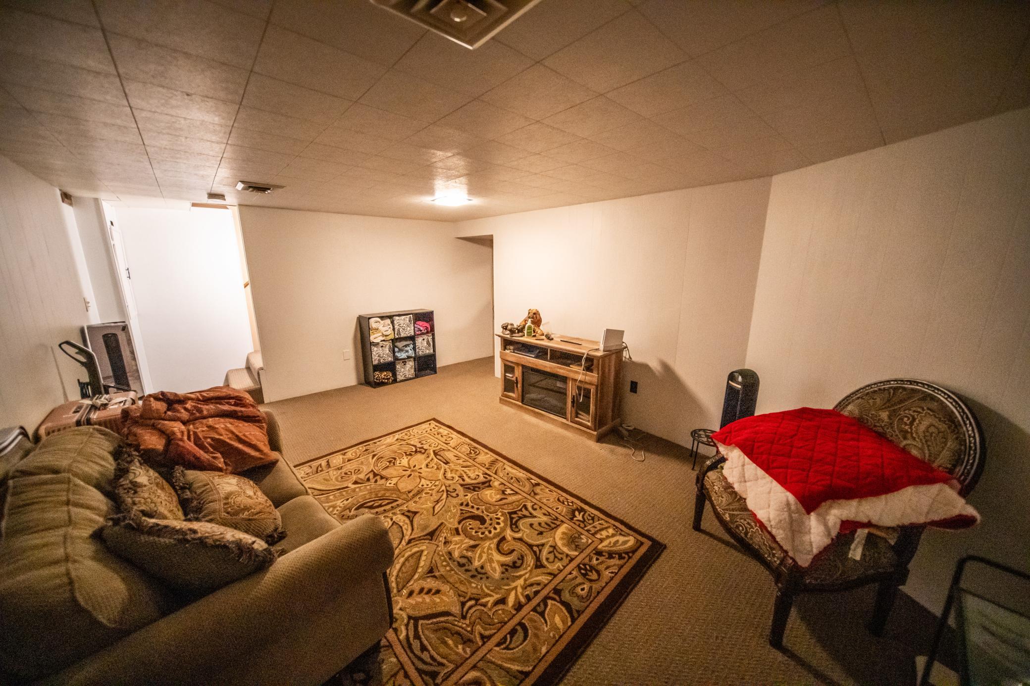 907 40th Street Northwest Rochester, MN 55901 - Photo 34 of 57