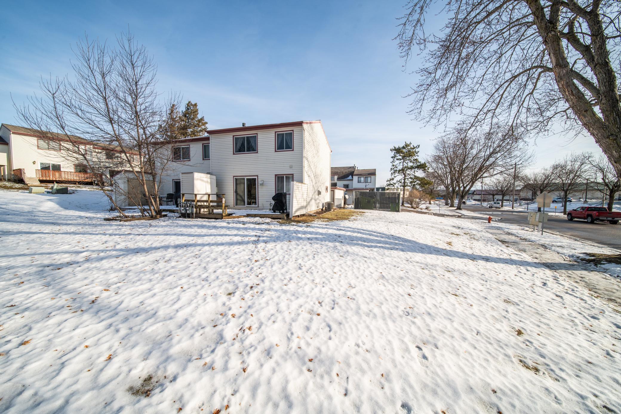 907 40th Street Northwest Rochester, MN 55901 - Photo 39 of 57