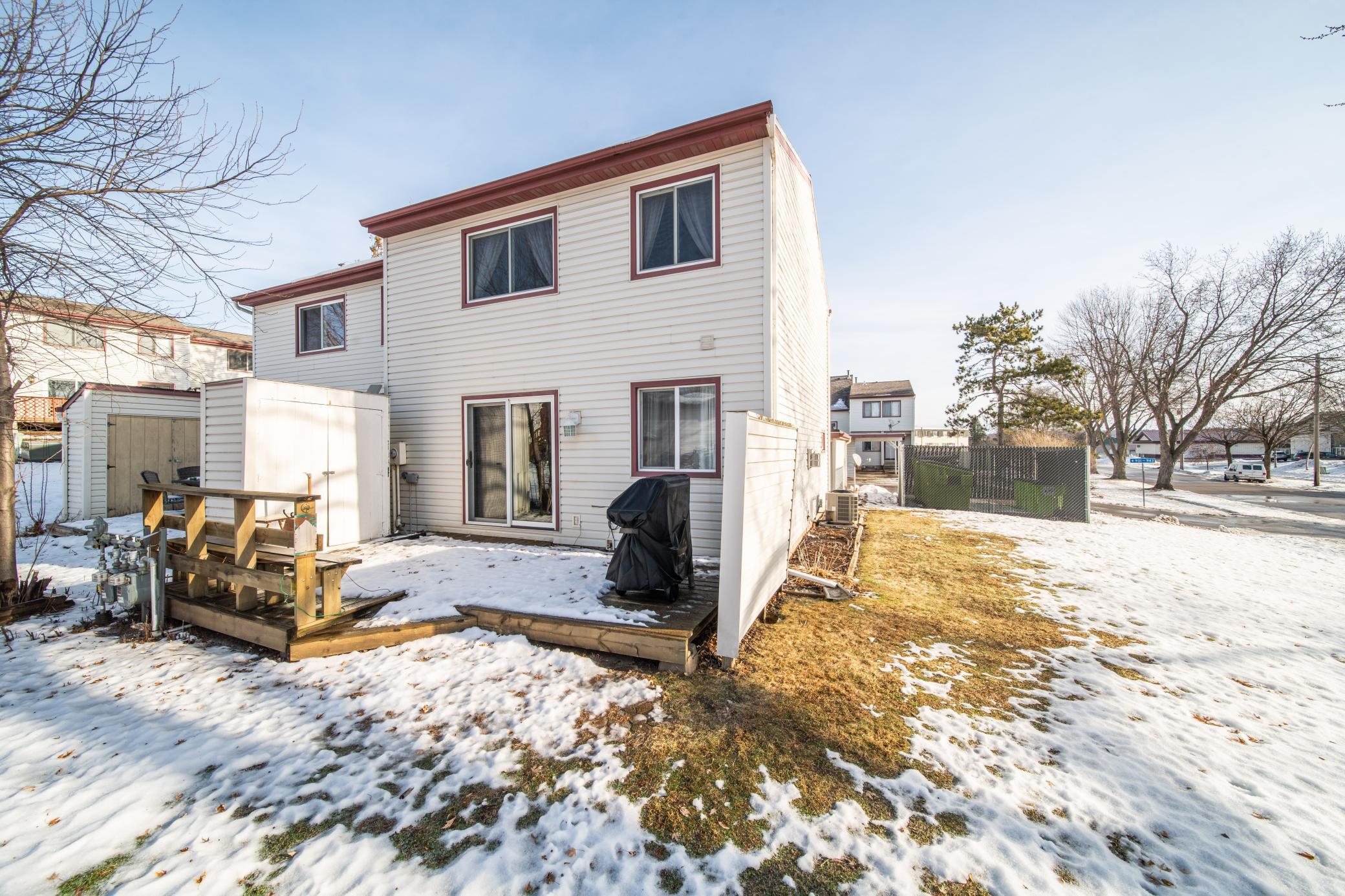 907 40th Street Northwest Rochester, MN 55901 - Photo 40 of 57