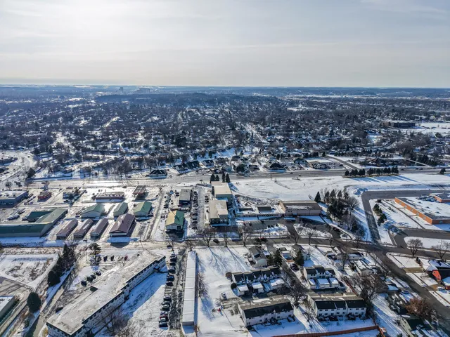 $217,000 | 907 40th Street Northwest, Rochester, MN 55901