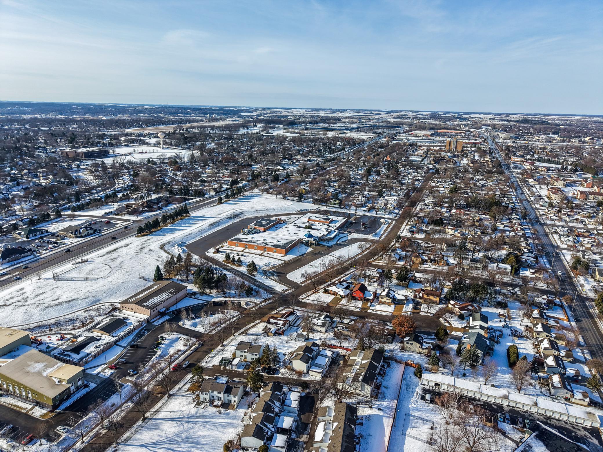 907 40th Street Northwest Rochester, MN 55901 - Photo 56 of 57