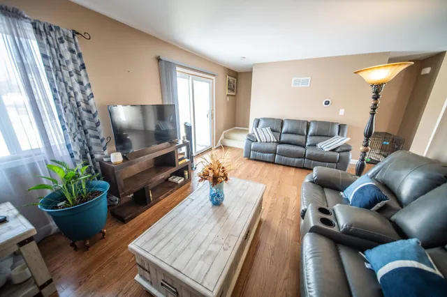 $217,000 | 907 40th Street Northwest, Rochester, MN 55901