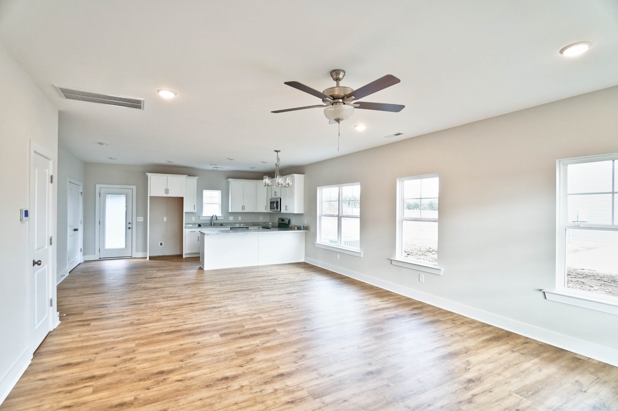 703 Vrabel Road Murfreesboro, TN 37130 - Photo 3 of 14 Gallery Image 3
