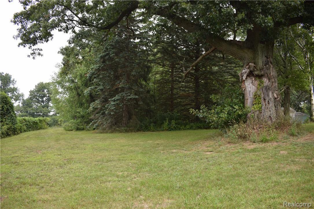 11715 Hibner Road Hartland, MI 48353 - Photo 26 of 47 30.JPG